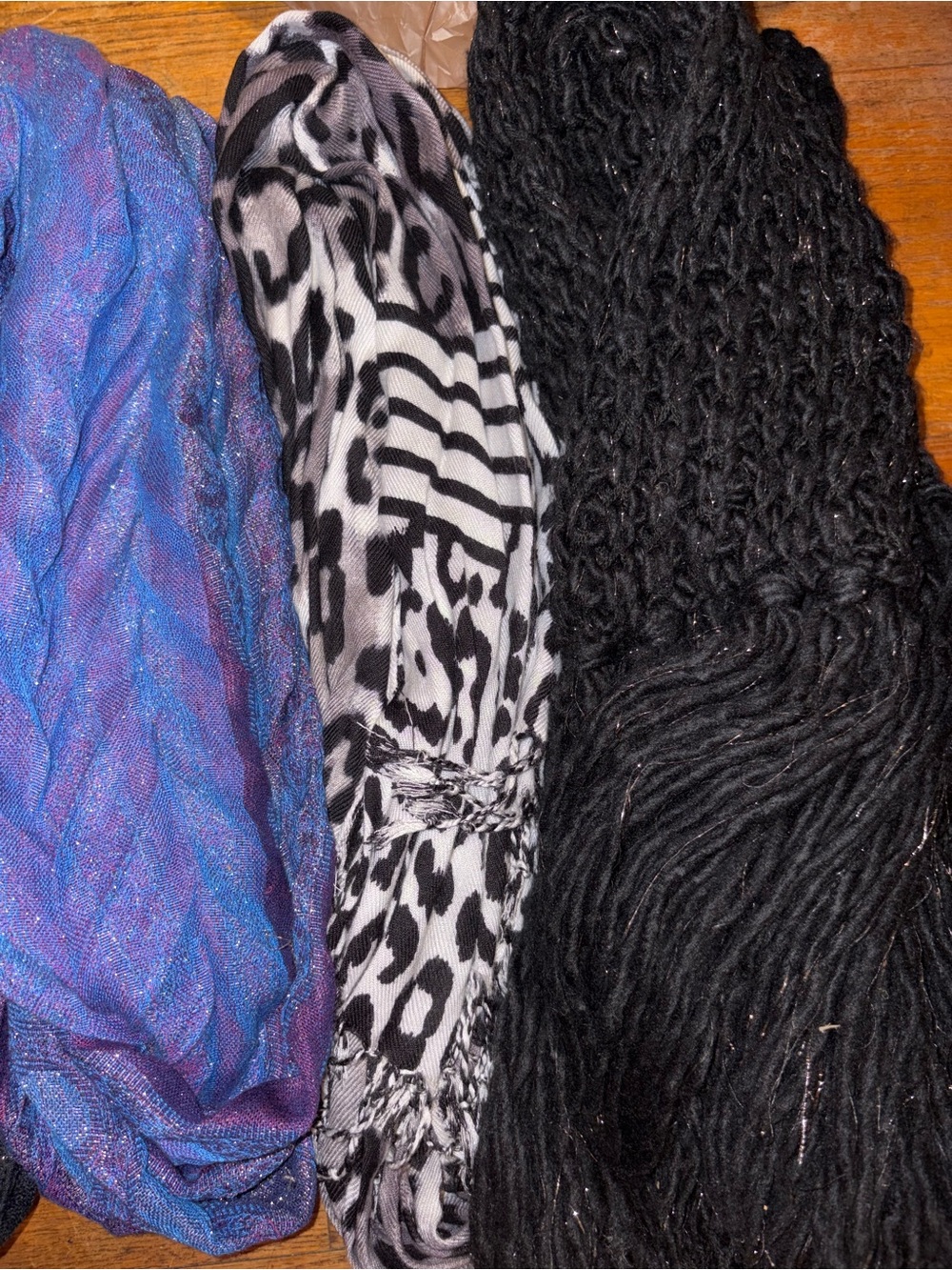 Scarf bundle - Picture 4 of 4